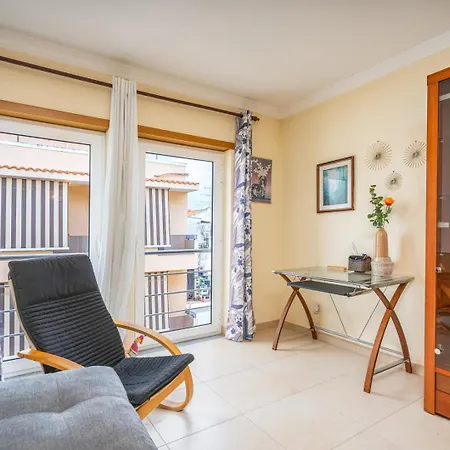 Bright & Spacious Flat By Hostwise Apartment *