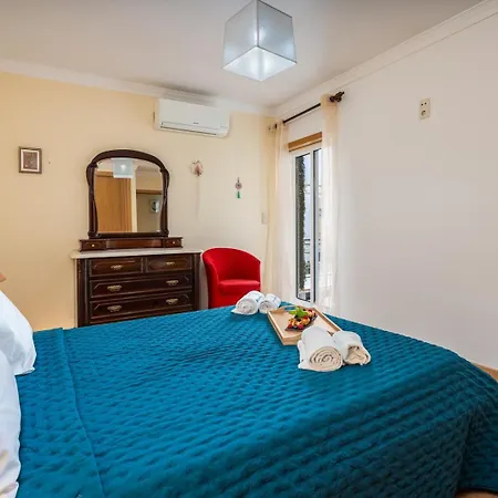 Hostwise - Bright & Spacious Flat Vila Real de Santo Antonio